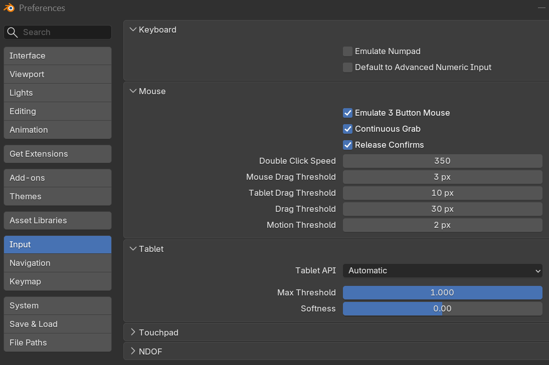 Preferences-aken, vasakul valitud Input, jaotises Mouse linnuke Emulate 3 Button Mouse